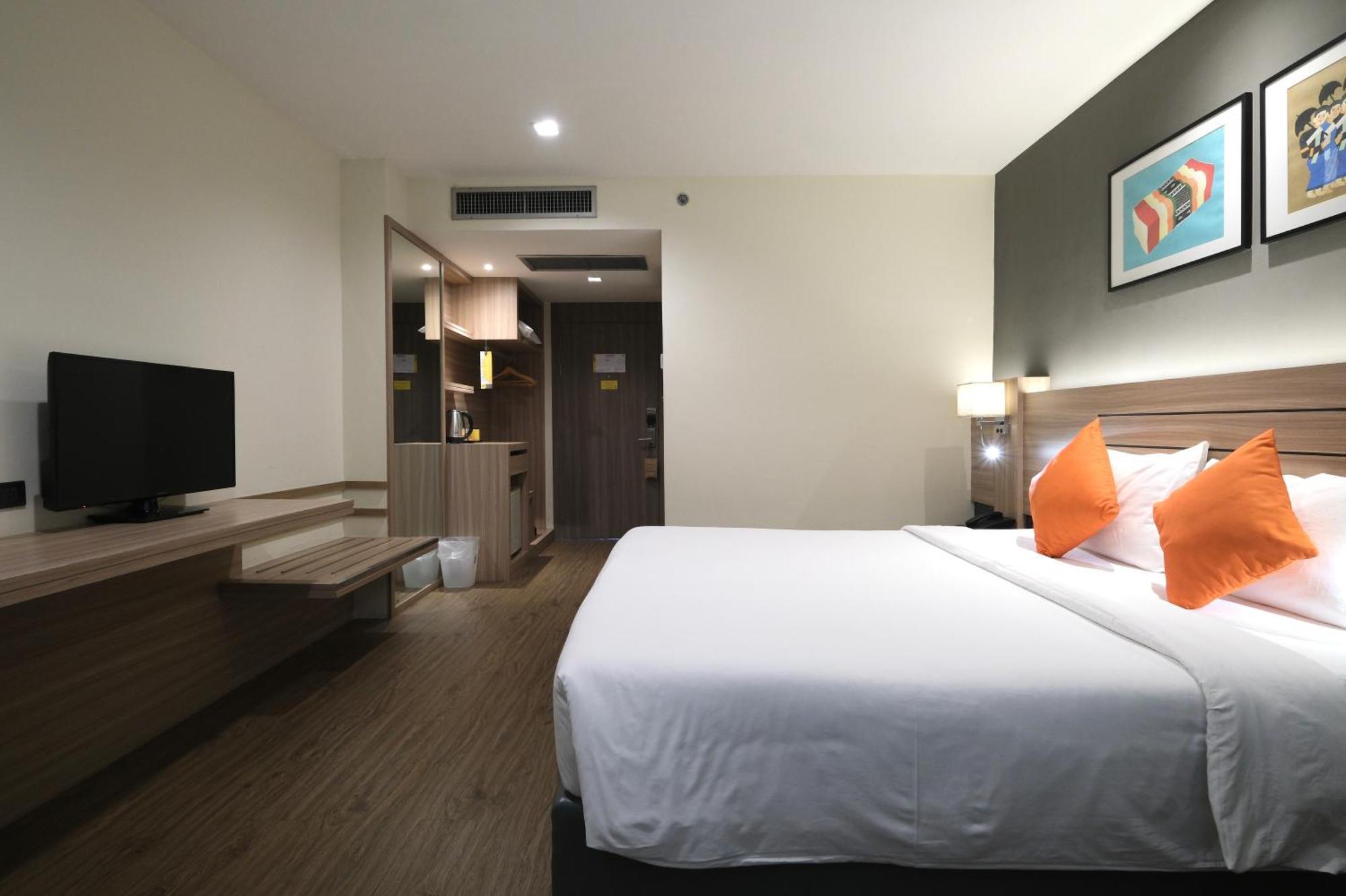 โรงแรมบุษราคัม 4* ขอนแก่น