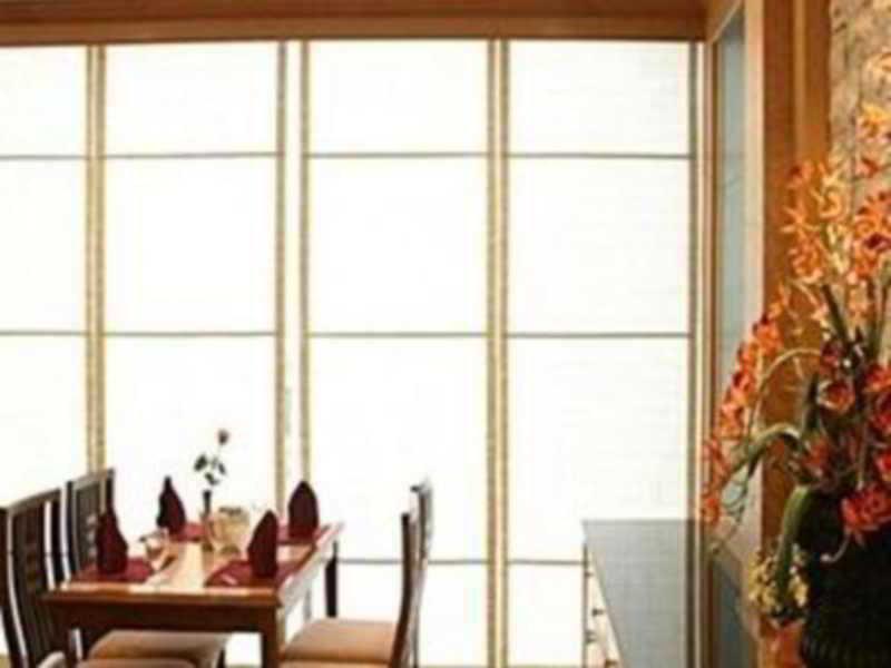 โรงแรมบุษราคัม โรงแรม 4*