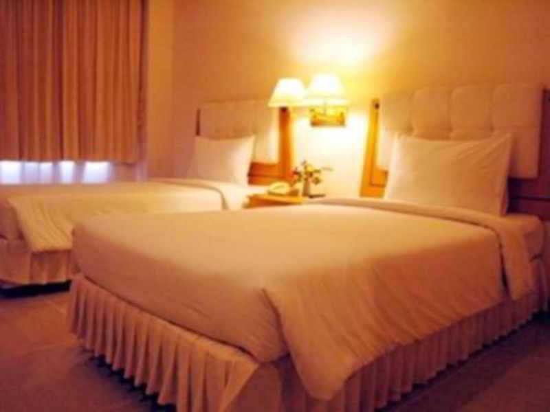 โรงแรม โรงแรมบุษราคัม ขอนแก่น